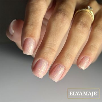 Easy base glitter pink Elya Maje 2