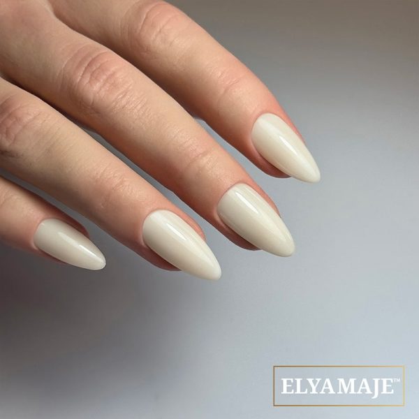 Elya-Maje-Master-Color-160-Milky-White-Vernis-Semi-Permanent
