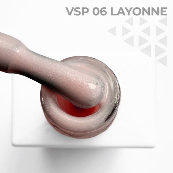 Elya-Maje-VSP-06-Layonne-Manucure-Couleur-Saturee