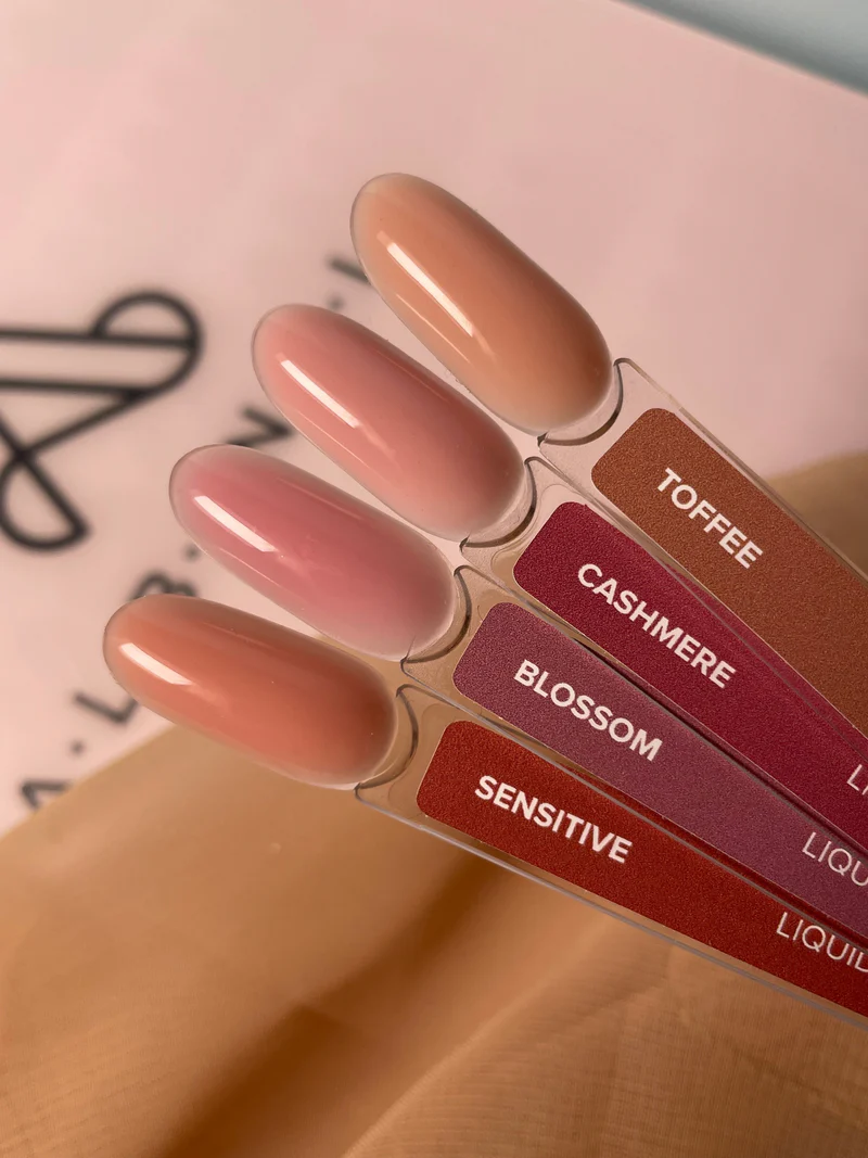 Nuancier Polygel Liquide toffee-cashmere-blossom-sensitive