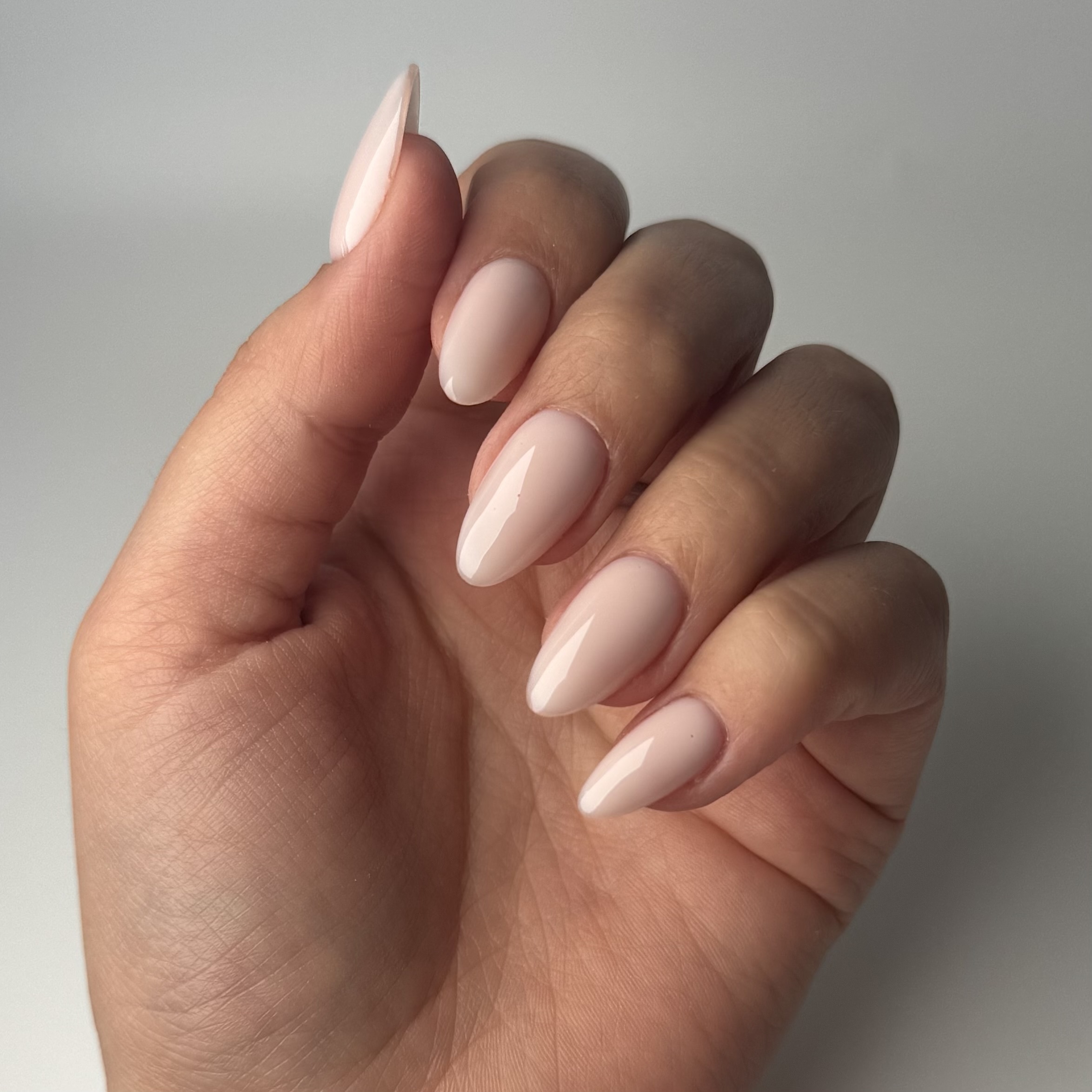 RUBBER BASE SOFT BEIGE SWATCH