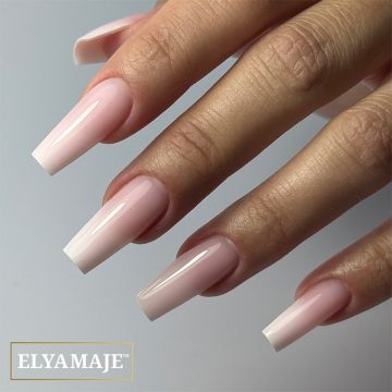 Top shine milky pink Elya Maje 2