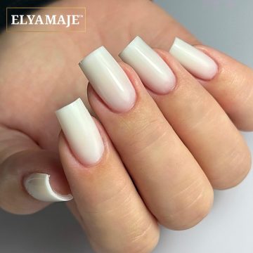 Top shine milky white Elya Maje 1