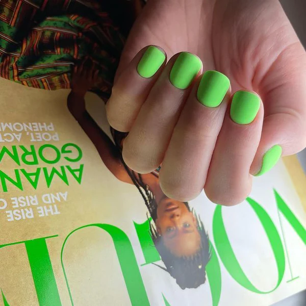 Vernis semi permanent Albi 52-1