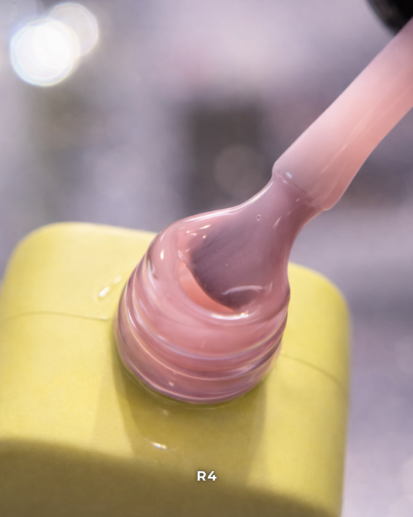 rubber-base-chez-candy-base-renforcante-professionnelle
