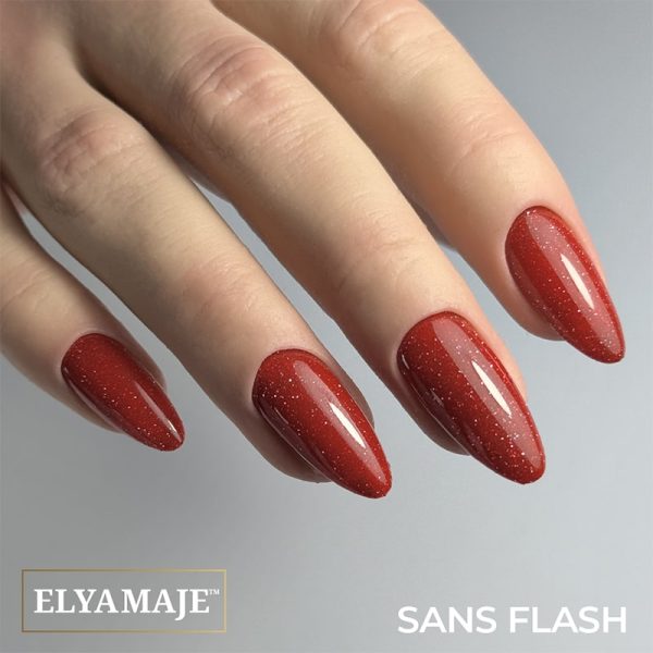 vernis-semi-permanent-252-manon-elya-maje-rouge-reflechissant